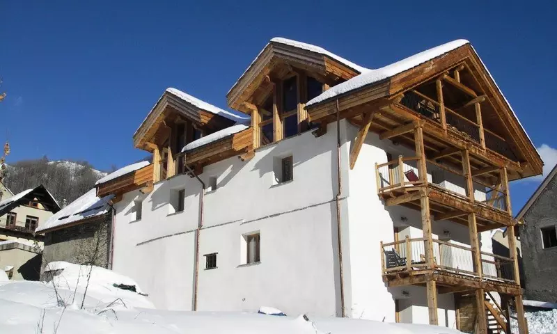 3 Pièces 8 personnes