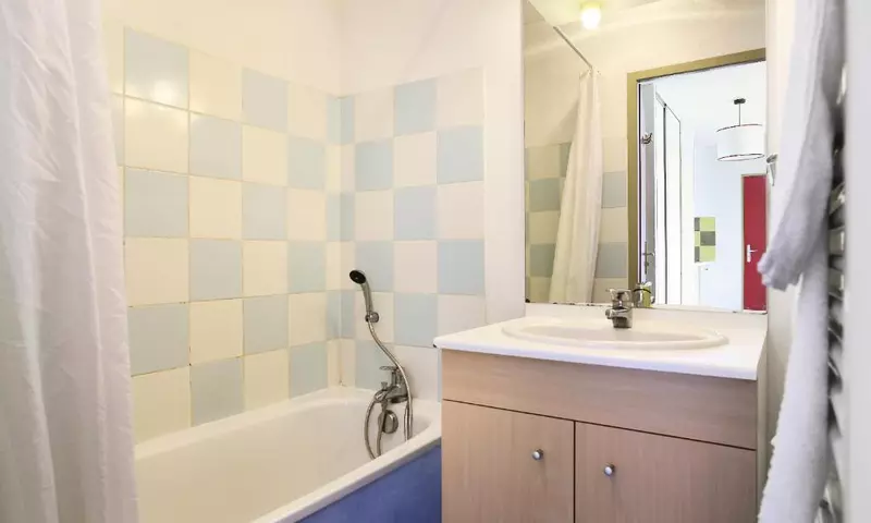 3 Pièces 6 Personnes