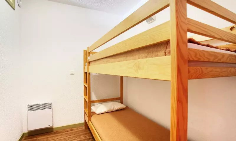 2/3 Pièces 6 Personnes