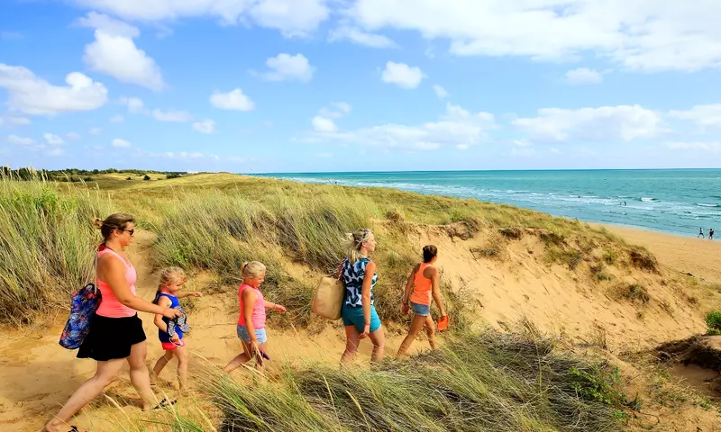 Camping Plage Des Tonnelles ****