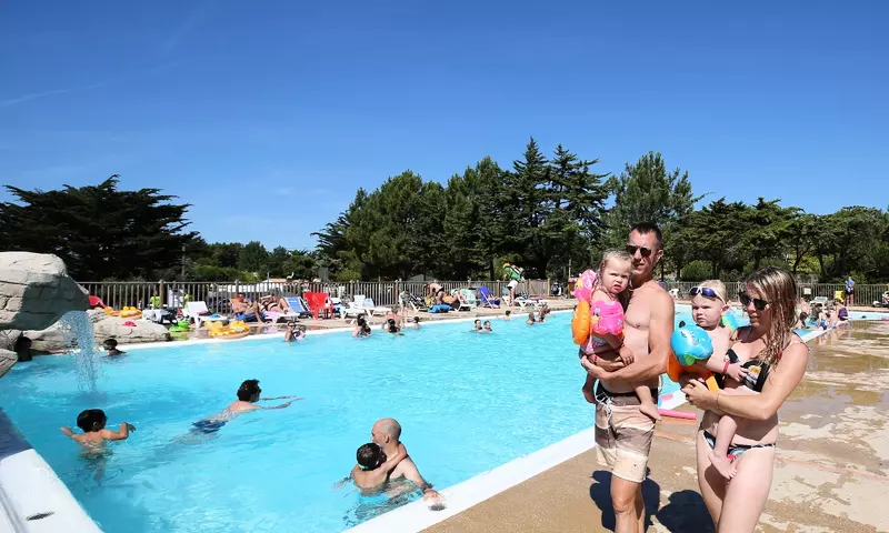 Camping Plage Des Tonnelles ****