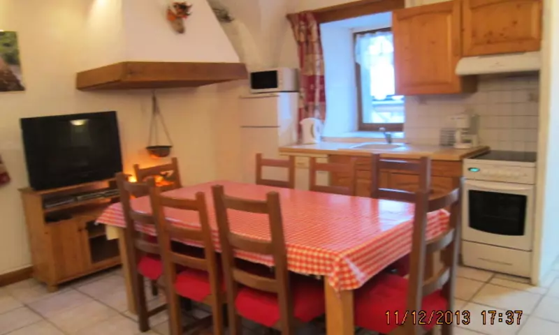 3 Pièces 8 personnes