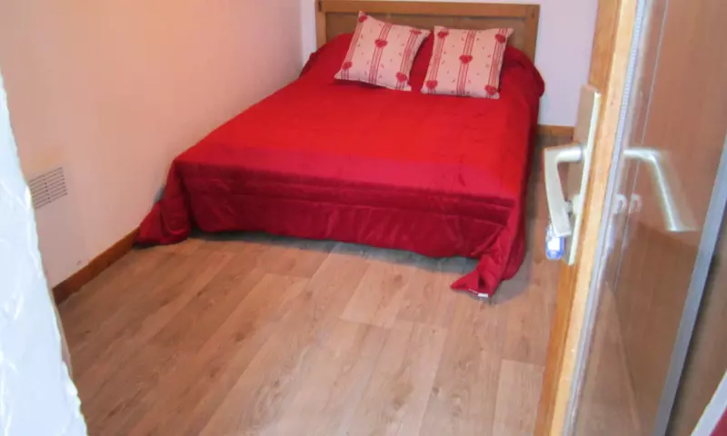 3 Pièces 8 personnes