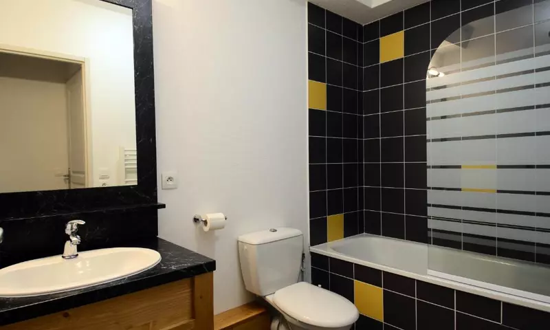 3 Pièces 6 Personnes