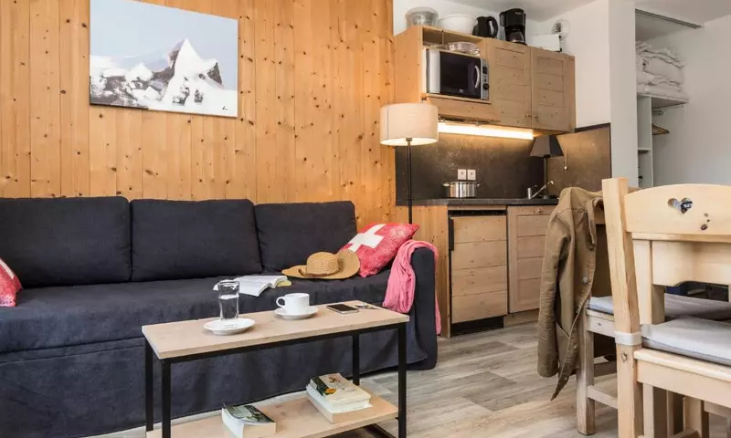 3 Pièces 6 Personnes