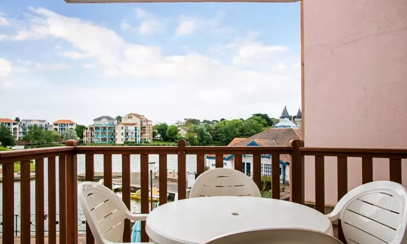 2 Pièces 5 Personnes Sélection