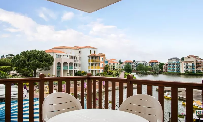 2 Pièces 5 Personnes Sélection