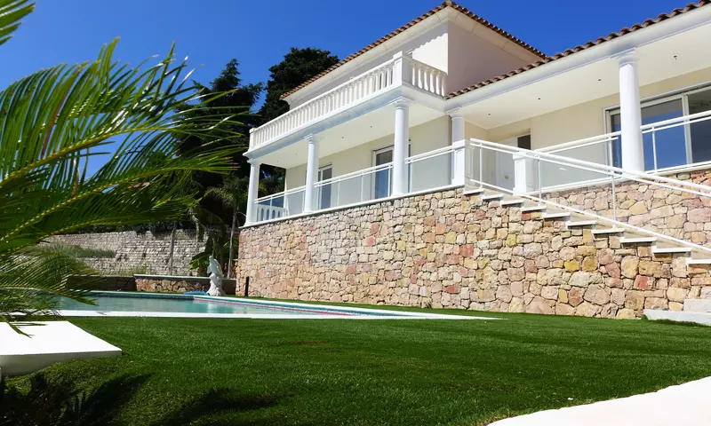 5 Pièces 8 personnes