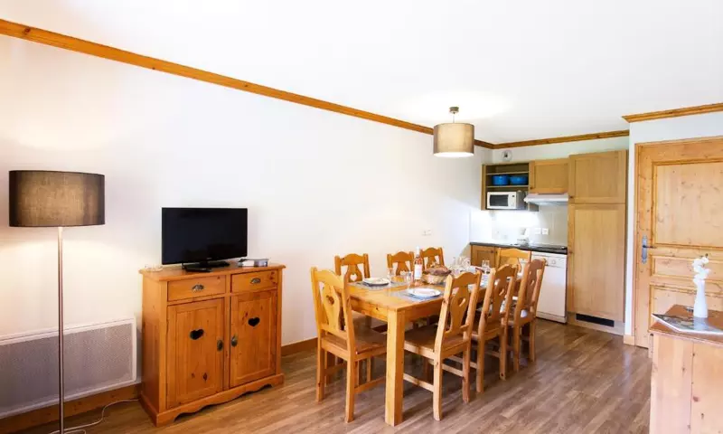 4/5 Pièces 9/10 Personnes