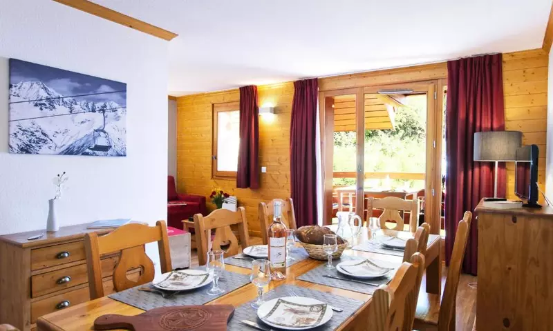 4 Pièces 8 Personnes