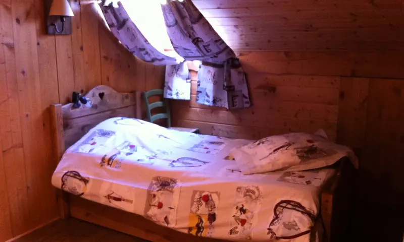 8 Pièces 16 personnes