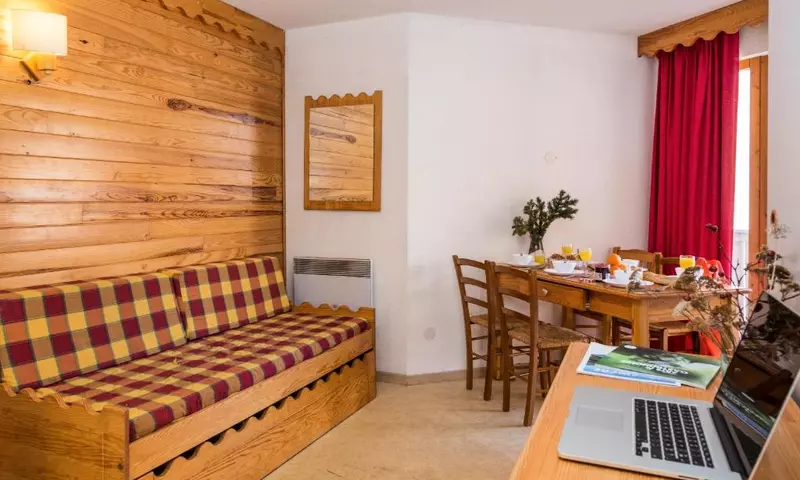 3 Pièces 6/7 Personnes