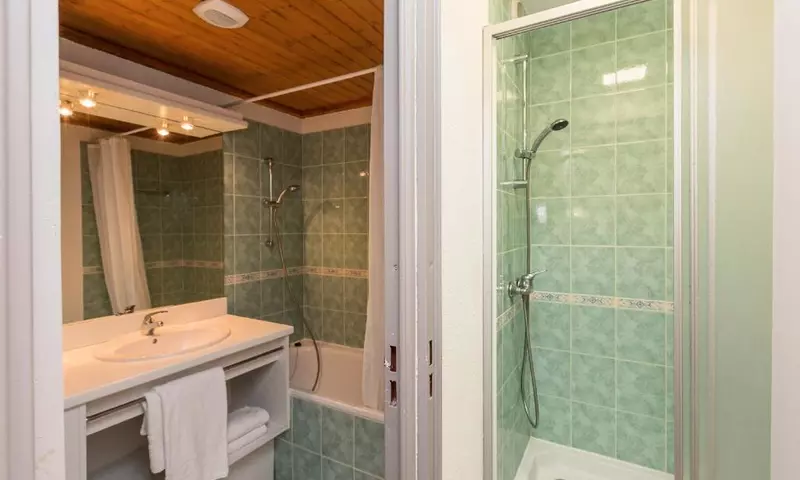 4 Pièces 8 Personnes