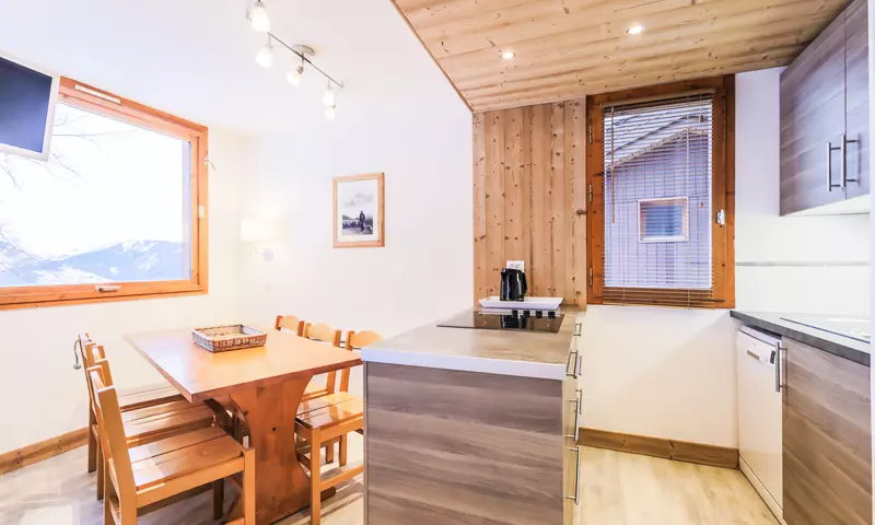 3 Pièces 8 Personnes - Sélection - Super Home