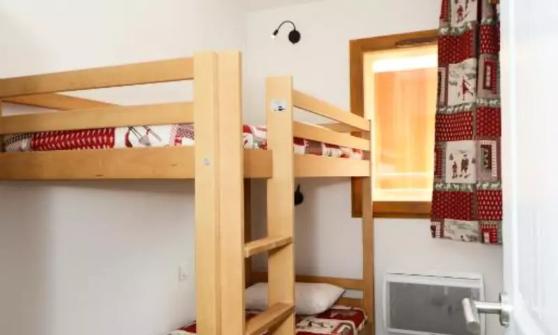 2/3 Pièces 6 Personnes