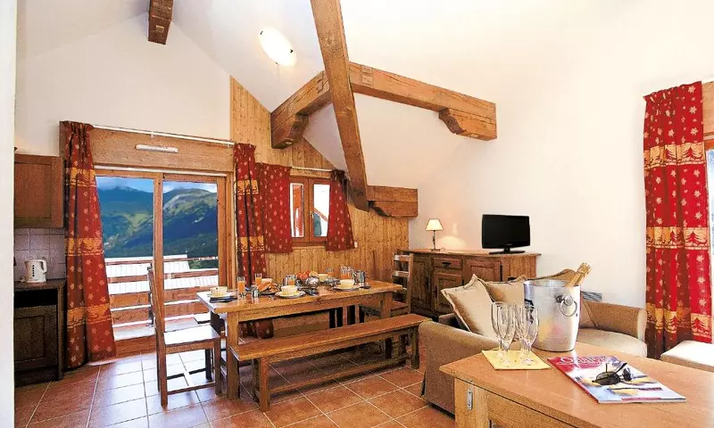 3 Pièces 6/7 Personnes