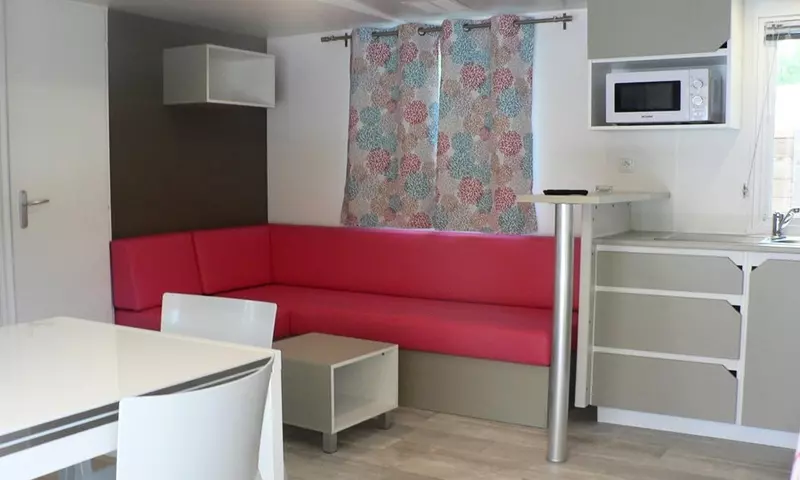 Mobil Home Premium 4 Pièces 6/8 Personnes + TV