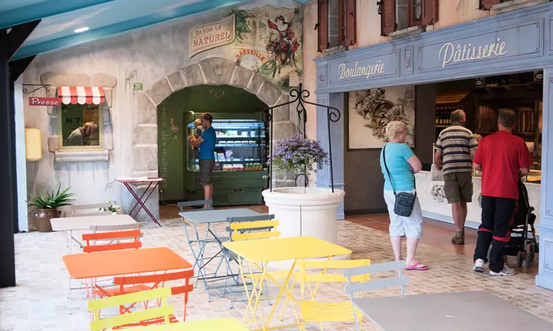 Camping Domaine Le Pommier *****