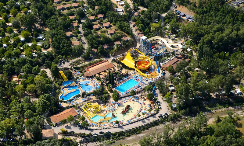 Camping Domaine Le Pommier *****