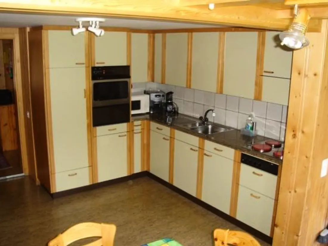Résidence Alpenveilchen 1 Appartement/Fewo, Bad, WC, 2 Schlafräume 3.5-Zimmerwohnung
