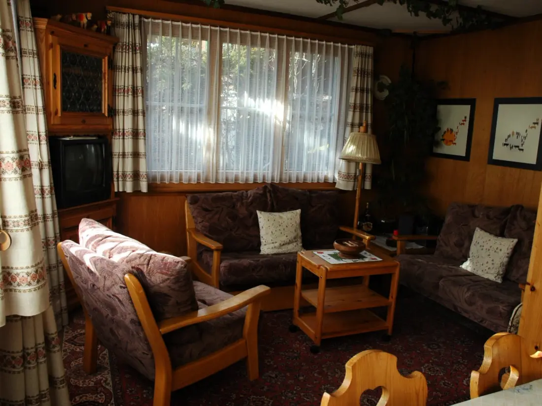 Résidence Bärgchutzli 1. Stock Appartement/Fewo, Bad, WC, 2 Schlafräume 3-Zimmerwohnung