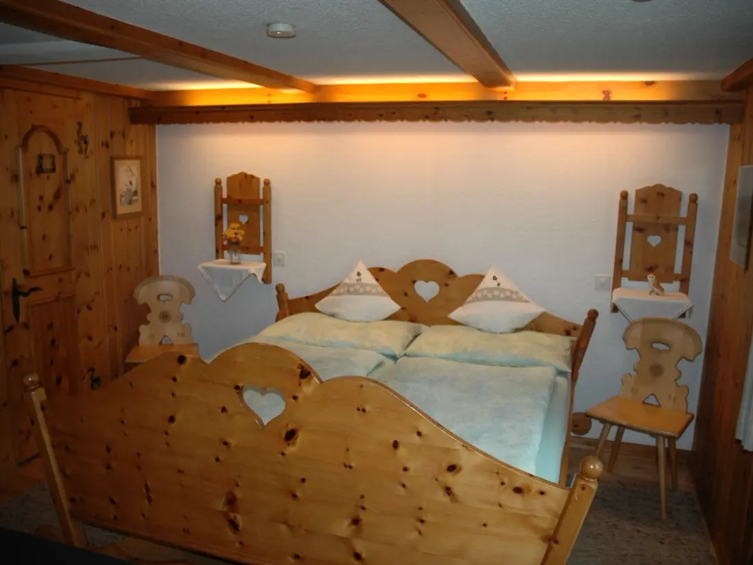 Résidence Bärgchutzli Parterre Appartement/Fewo, Dusche, WC, 1 Schlafraum