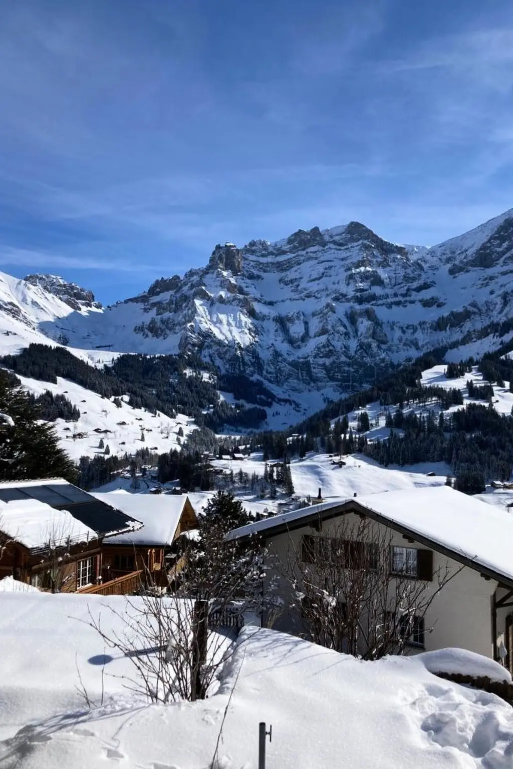Résidence Baslerdybli Appartement/Fewo, Bad, WC, 3 Schlafräume 4-Zimmerwohnung