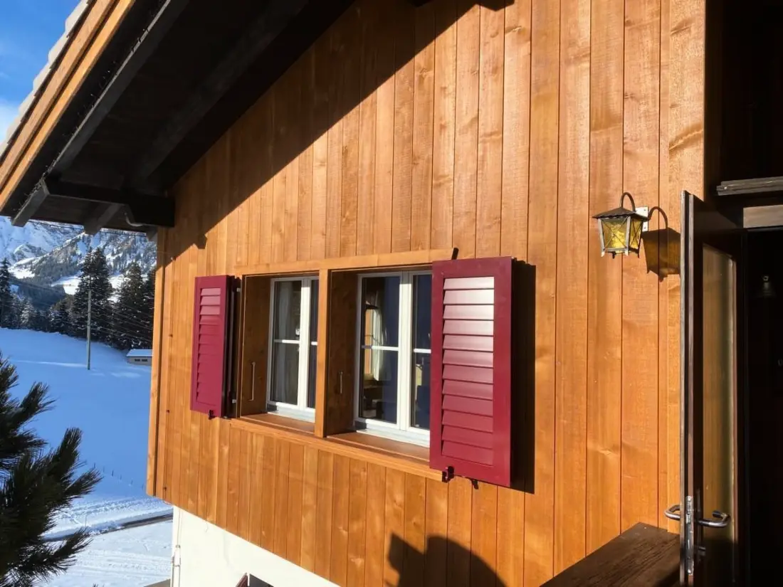 Résidence Buebebärg Ferienhaus, Dusche und Bad, WC, 2 Schlafräume 3.5-Zimmerwohnung