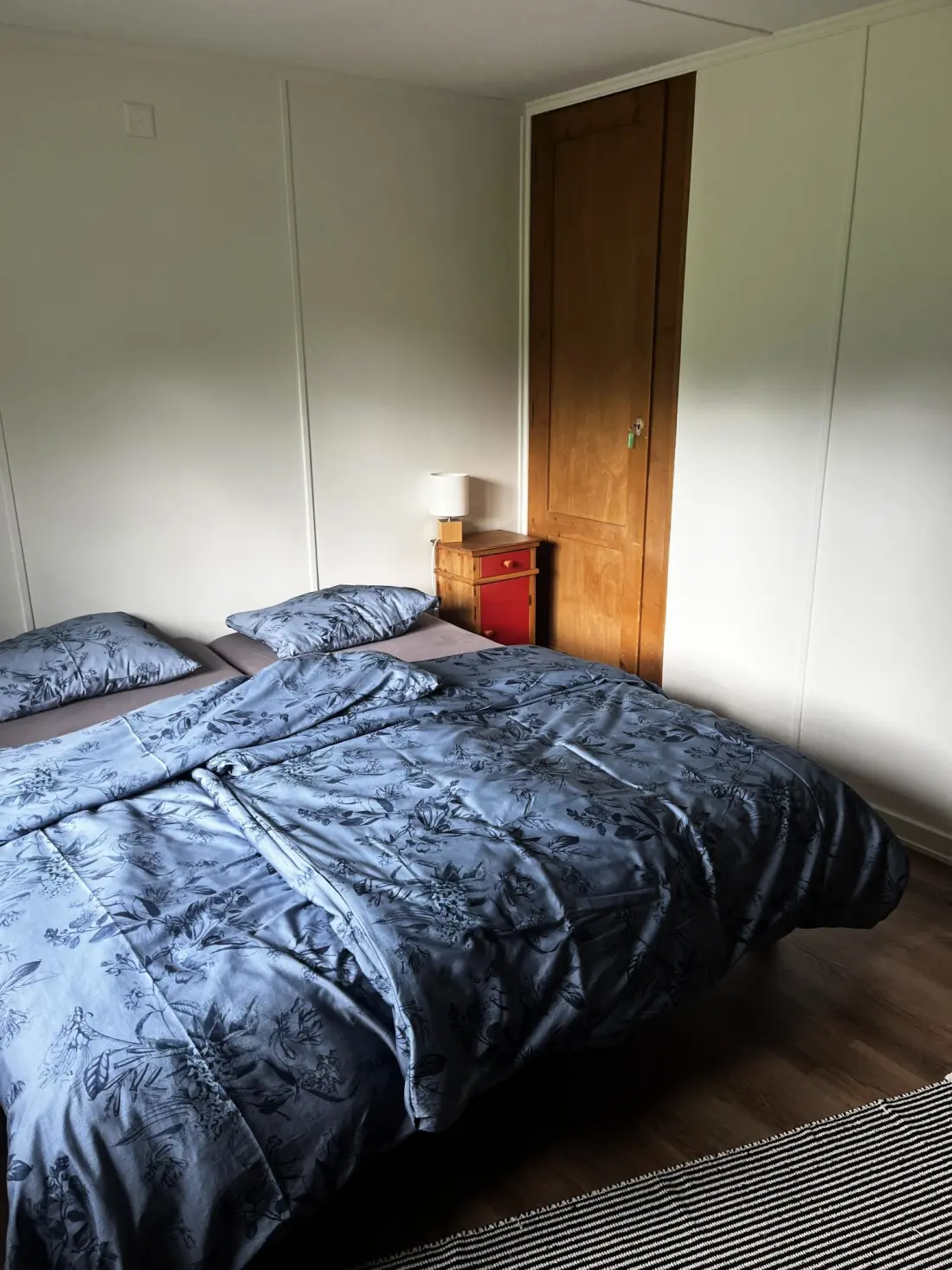 Résidence Buebebärg Ferienhaus, Dusche und Bad, WC, 2 Schlafräume 3.5-Zimmerwohnung