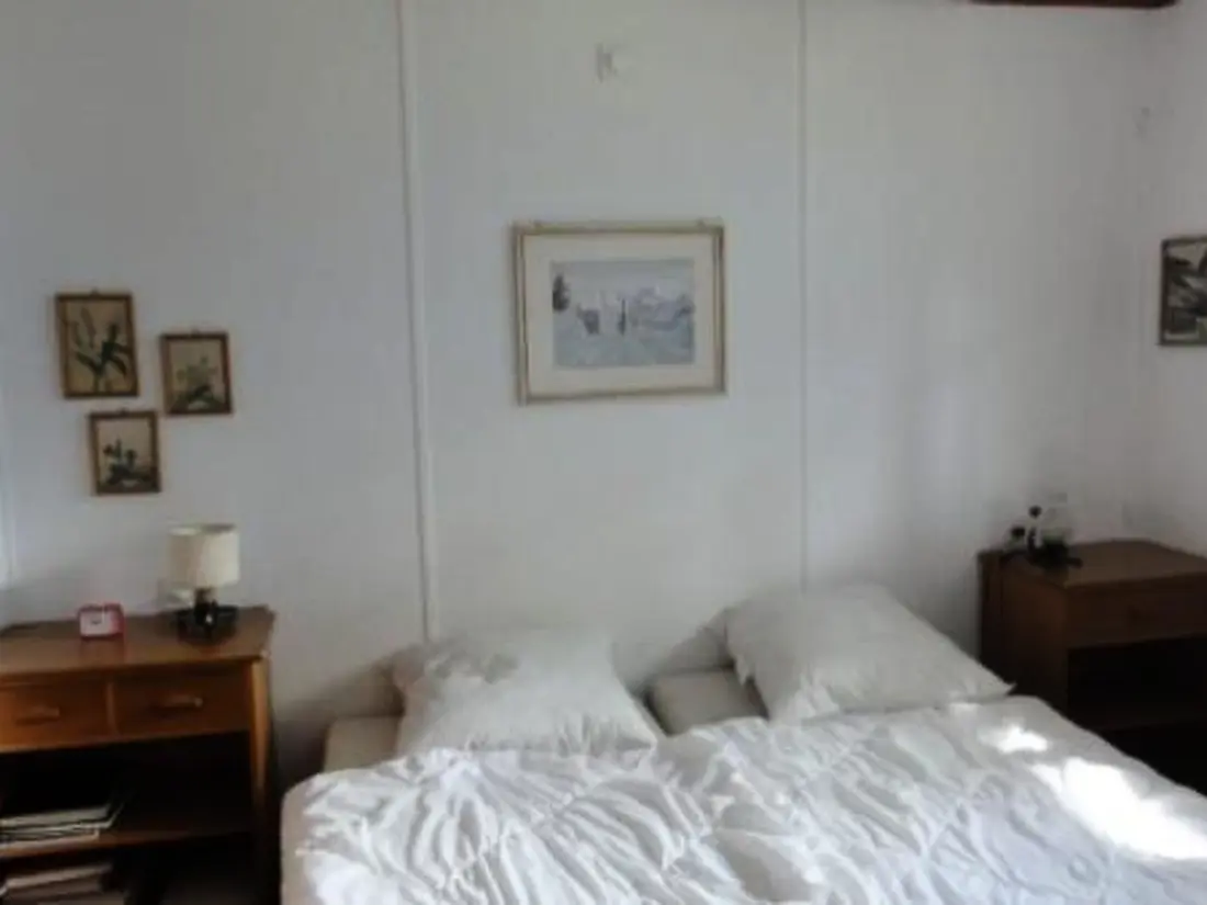 Résidence Buebebärg Ferienhaus, Dusche und Bad, WC, 2 Schlafräume 3.5-Zimmerwohnung