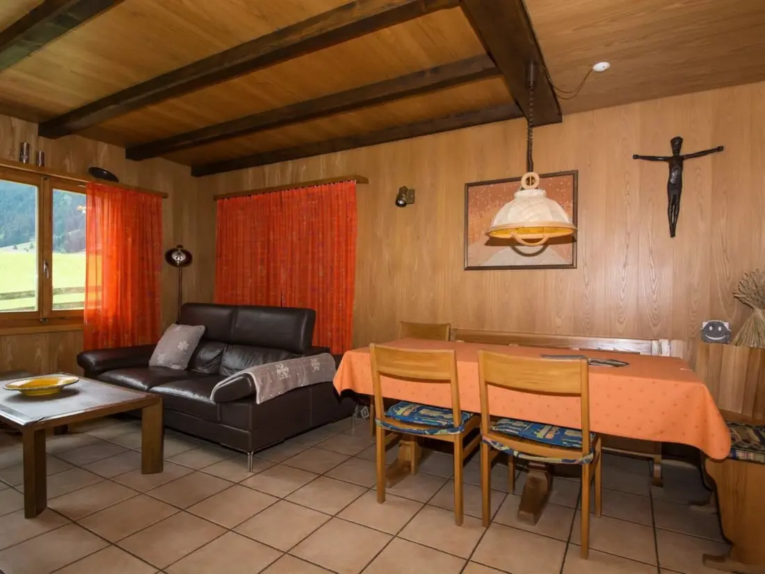 Résidence Chalet Falki Appartement/Fewo, Bad, WC, 3 Schlafräume 3.5-Zimmerwohnung + Studio