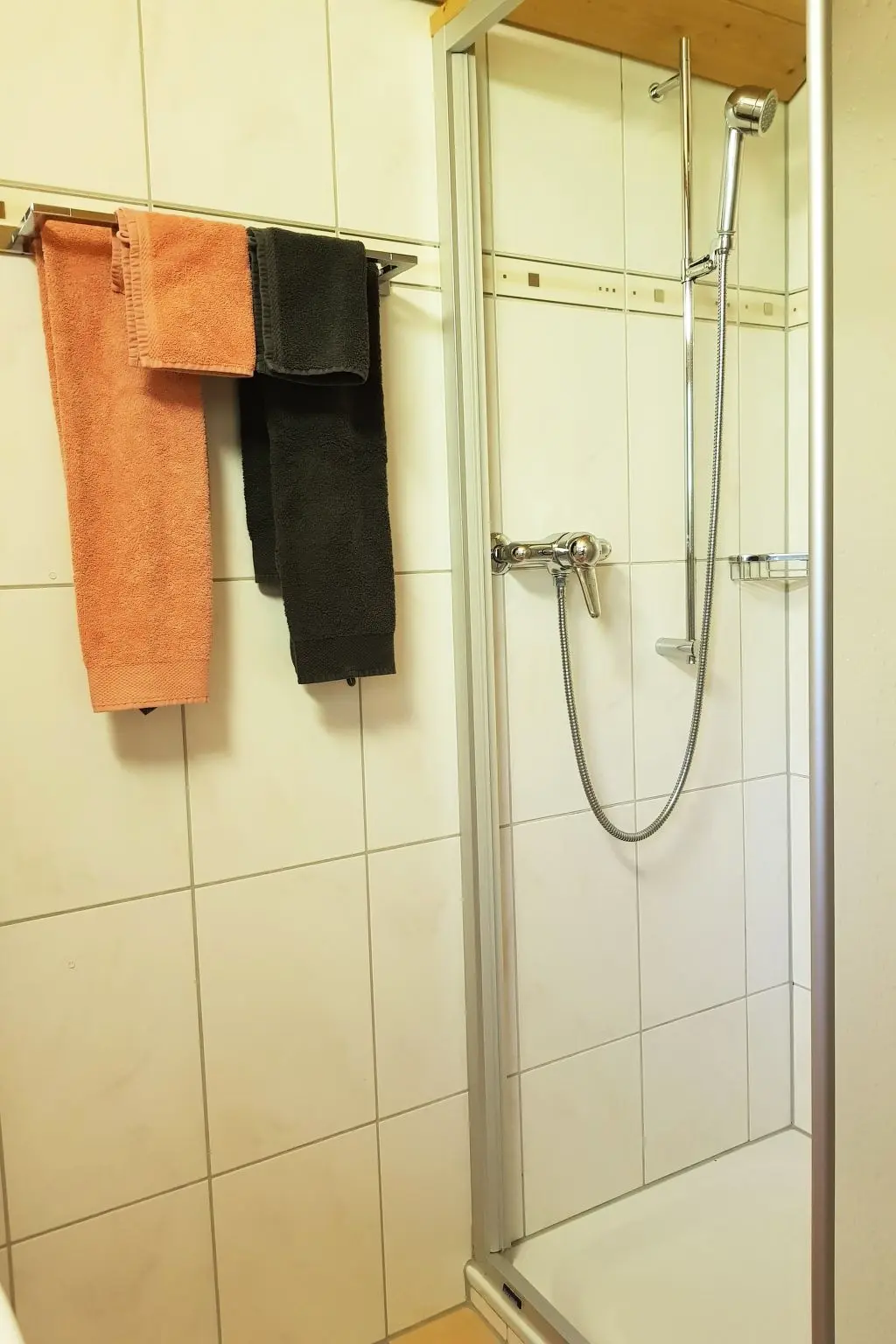 Résidence Chalet Giisställi Ferienhaus, Dusche, WC Ferienhaus