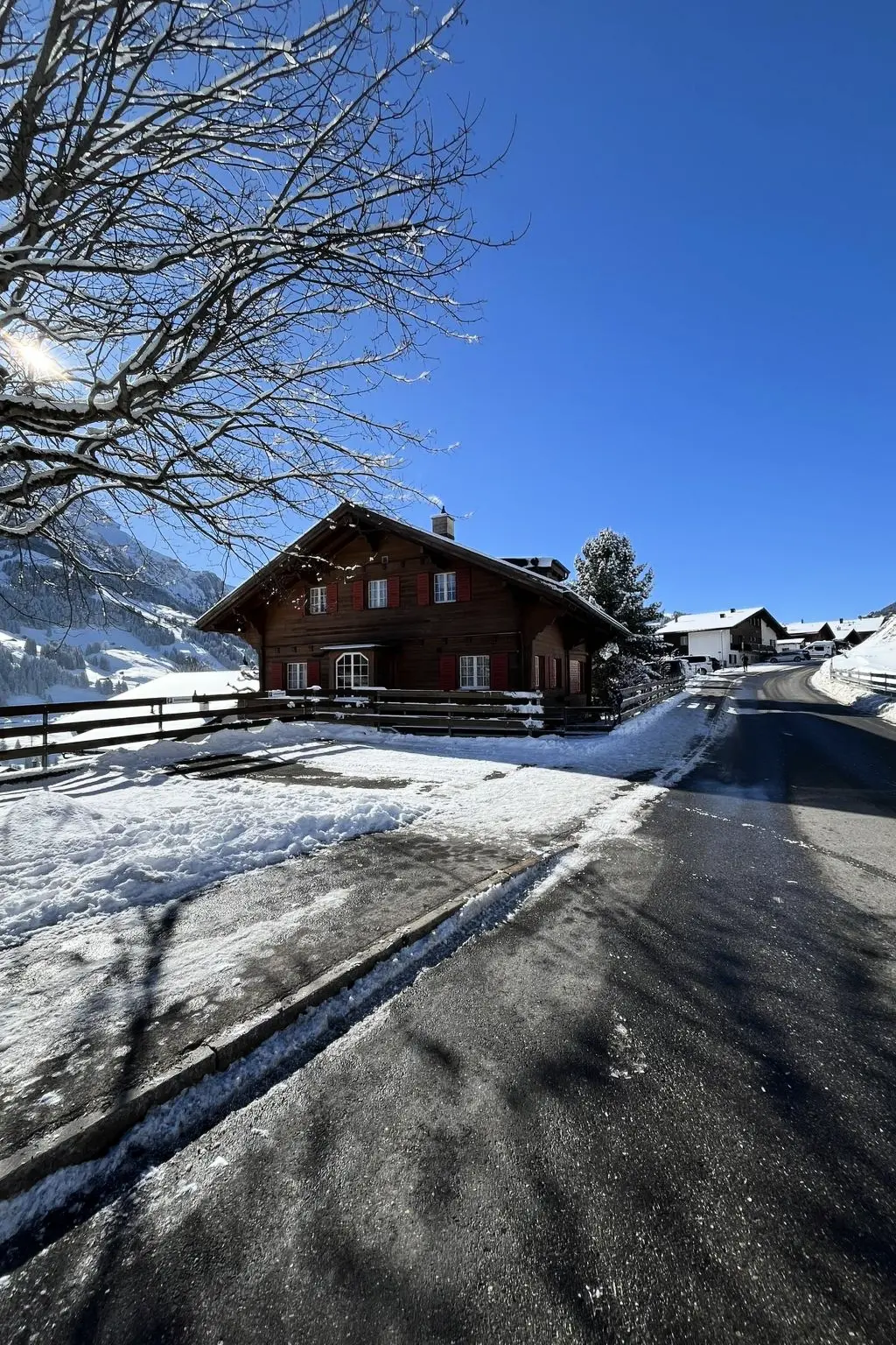 Résidence Chalet Sunneschy DG Appartement/Fewo, Dusche und Bad, WC, 2 Schlafräume