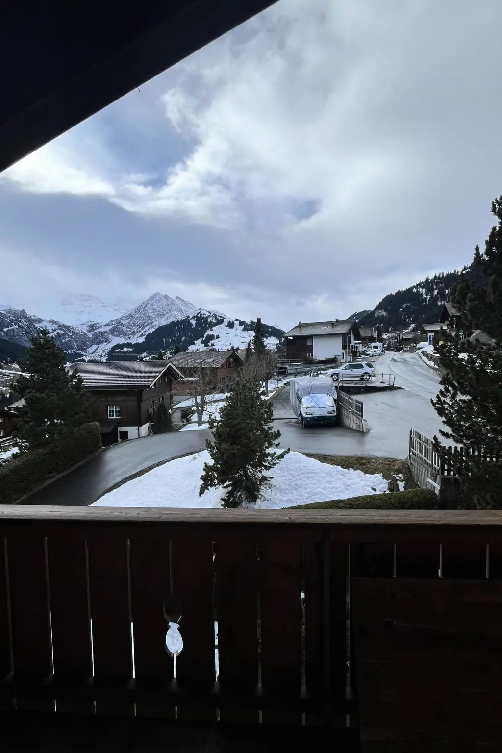 Résidence Chalet Sunneschy DG Appartement/Fewo, Dusche und Bad, WC, 2 Schlafräume