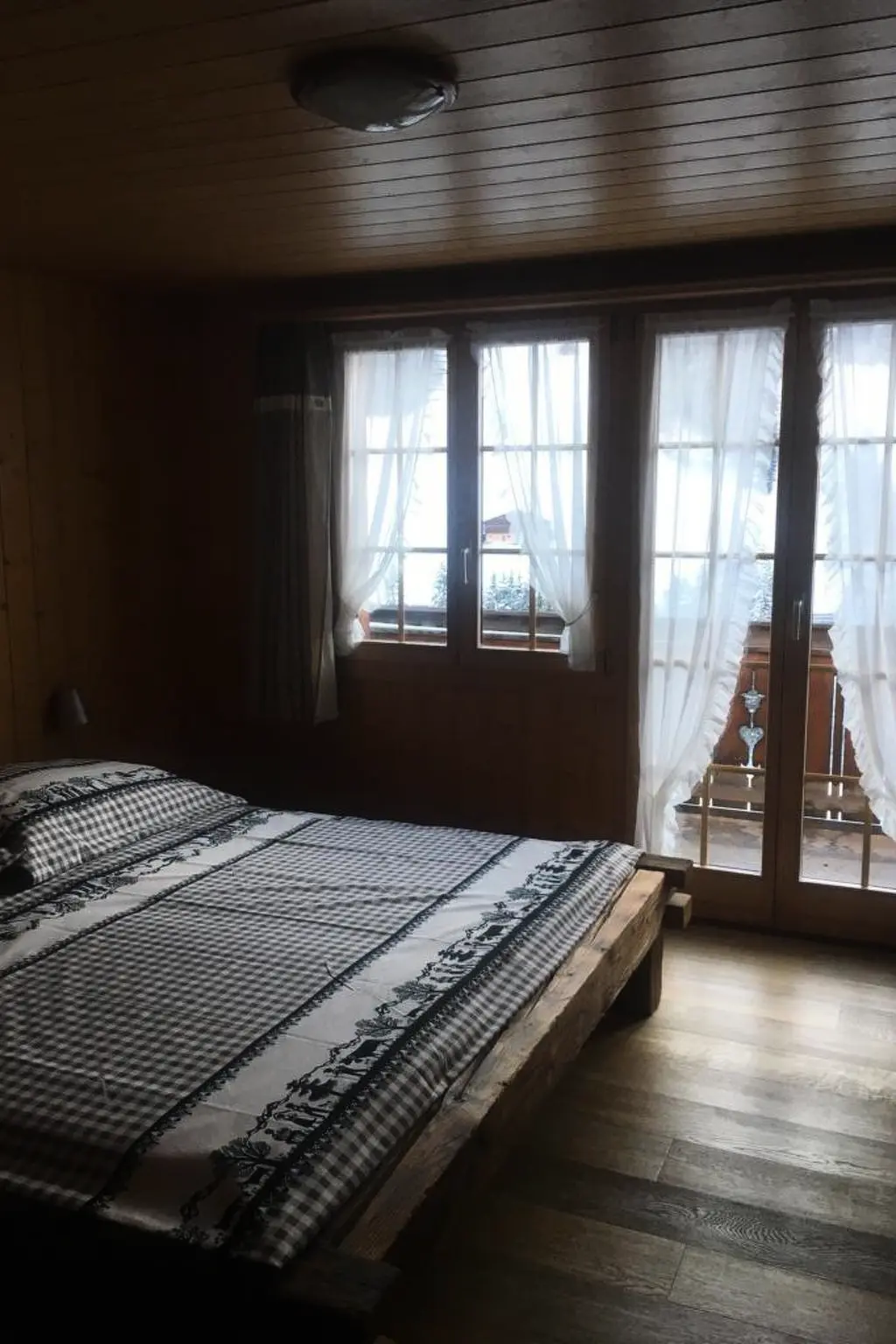 Résidence Elim Appartement/Fewo, Bad, WC, 4 oder mehr Schlafräume 5.5 Zimmerwohnung