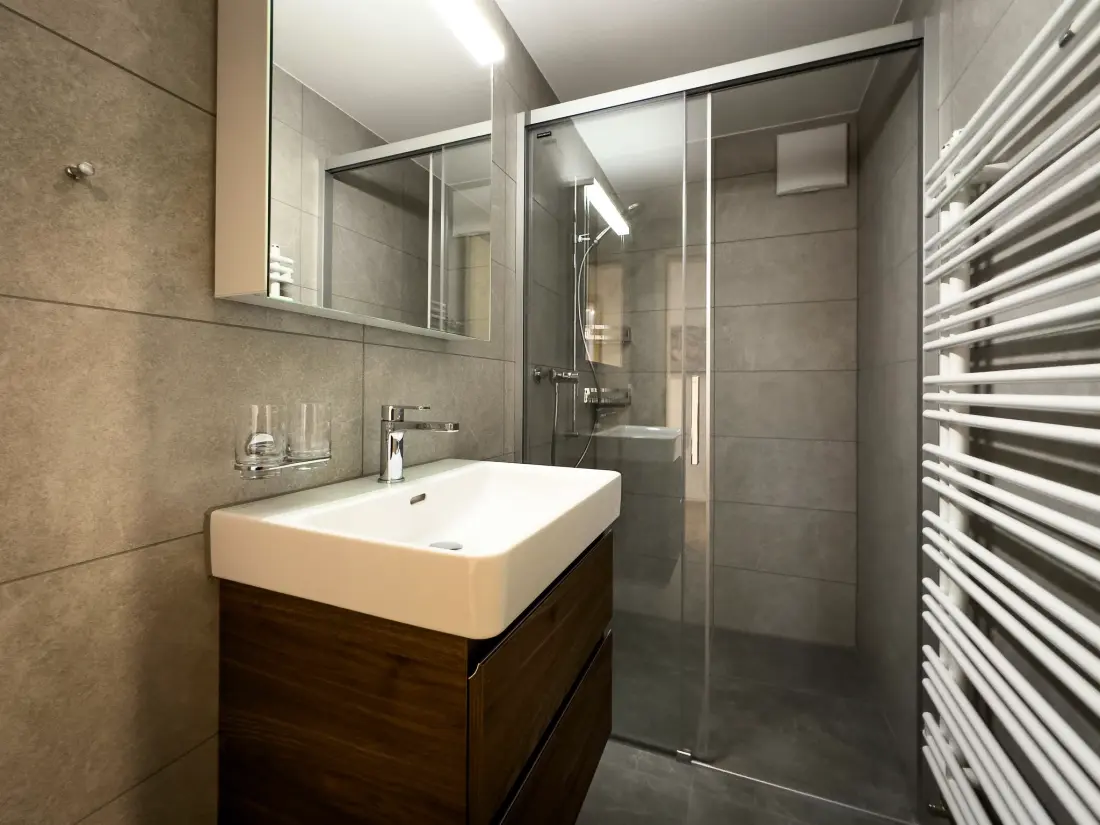 Résidence Ferienwohnung Lohner (EG) Appartement/Fewo, Dusche, WC, 3 Schlafräume