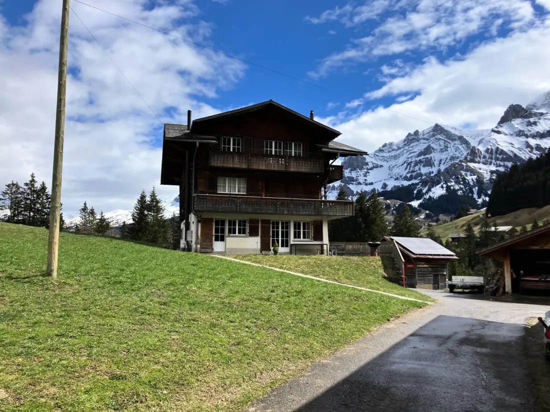 Résidence Gilbachhöckli 2 Appartement/Fewo, Bad, WC, 3 Schlafräume 4-Zimmerwohnung