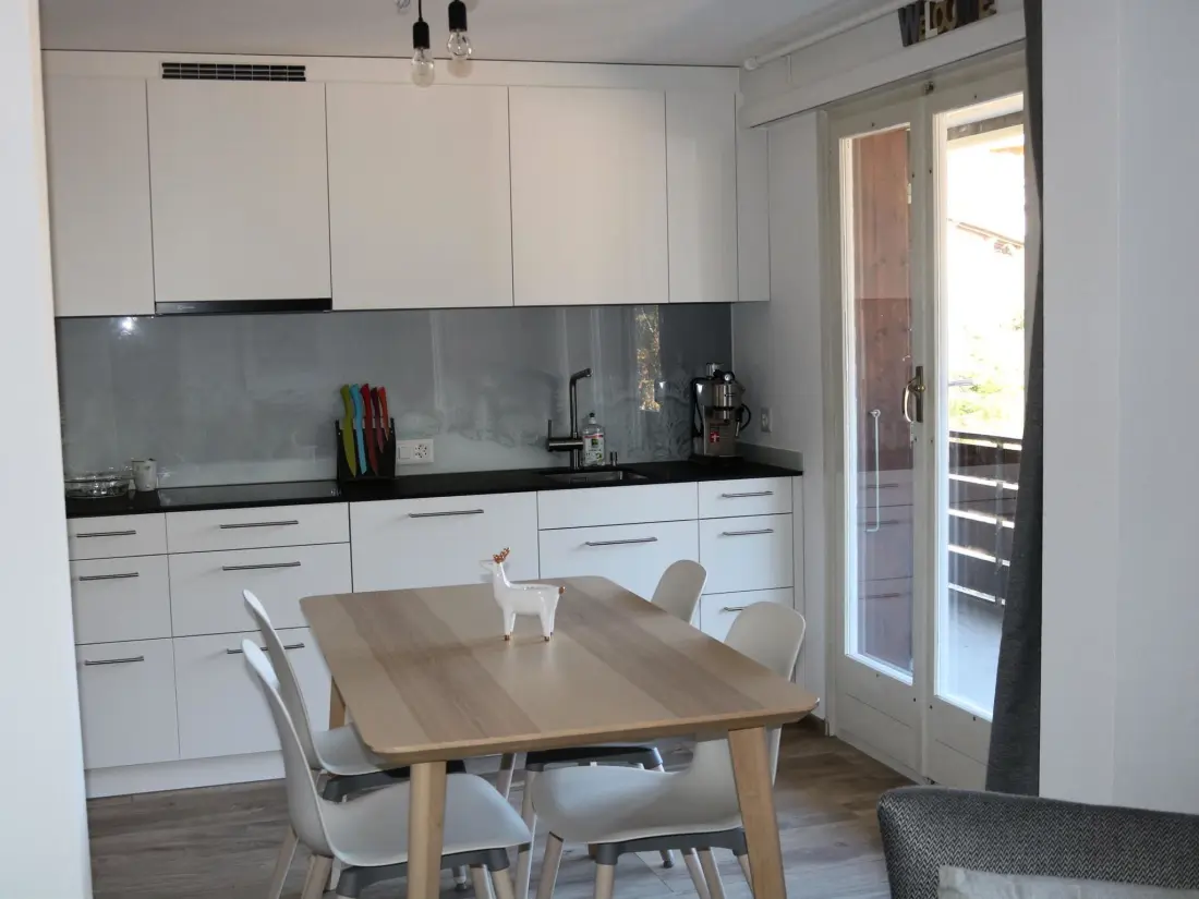 Résidence Gruebi - Haus Baldrian Appartement/Fewo, Bad, WC, 2 Schlafräume 3-Zimmerwohnung
