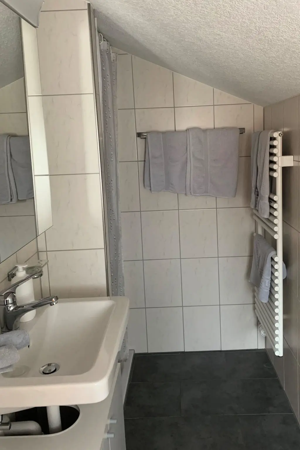 Résidence Hari Appartement/Fewo, Dusche, WC, 1 Schlafraum 1.5 Zimmerwohnung