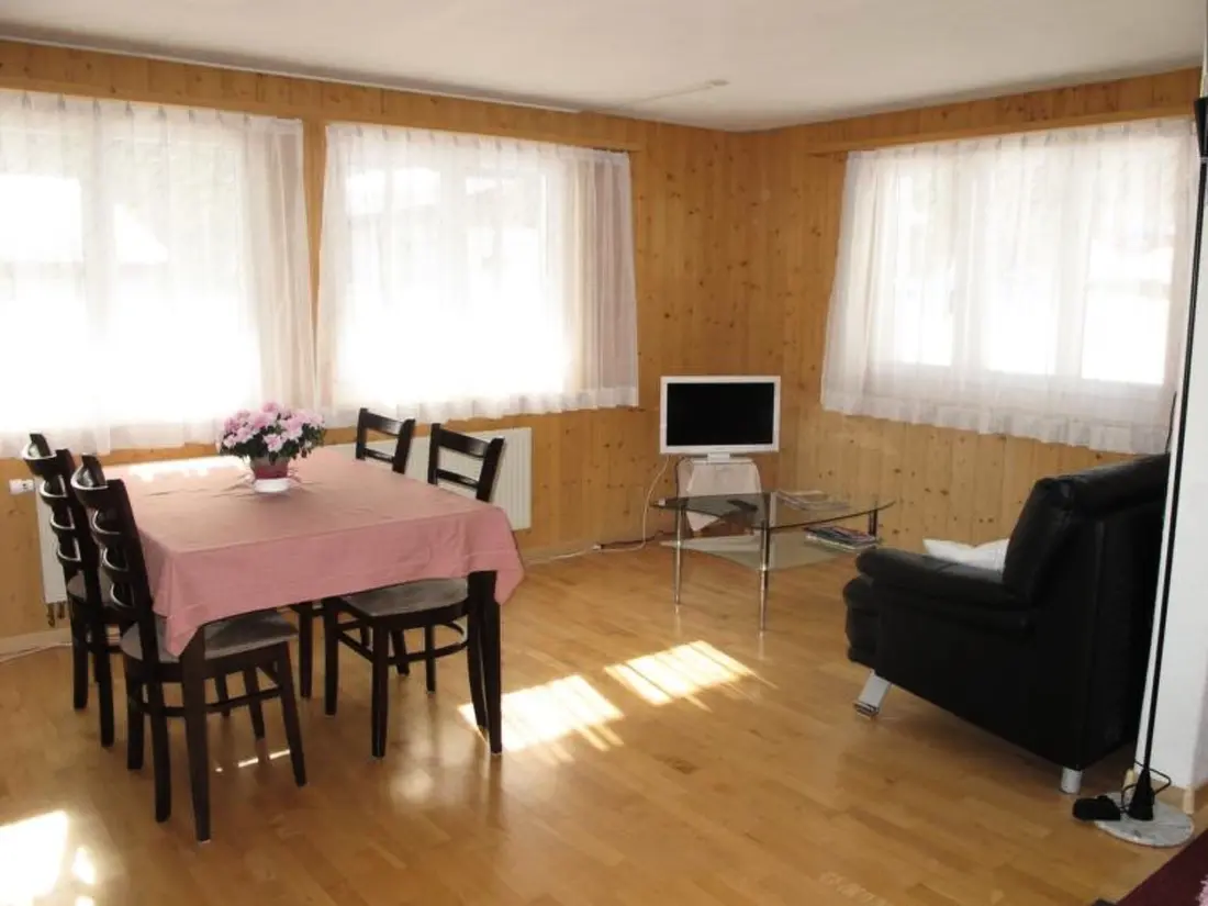 Résidence Helene Appartement/Fewo, Dusche, WC, 2 Schlafräume 3-Zimmerwohnung Parterre