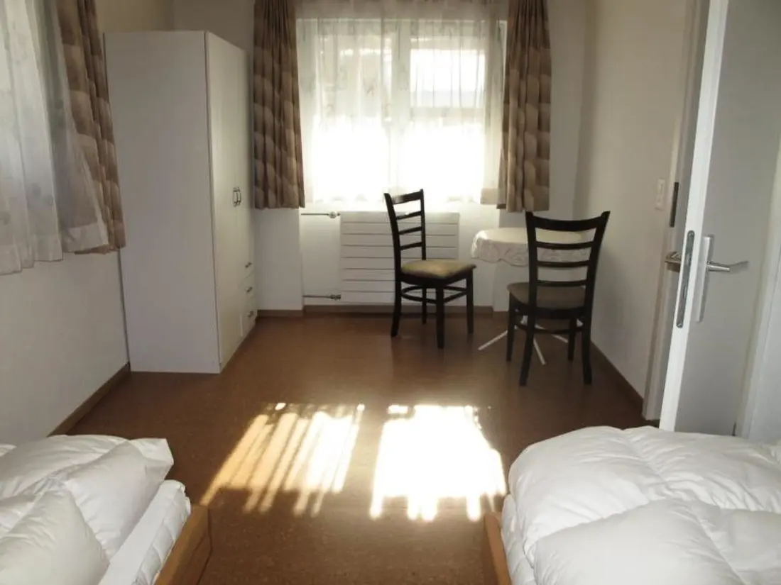Résidence Helene Appartement/Fewo, Dusche, WC, 2 Schlafräume 3-Zimmerwohnung Parterre