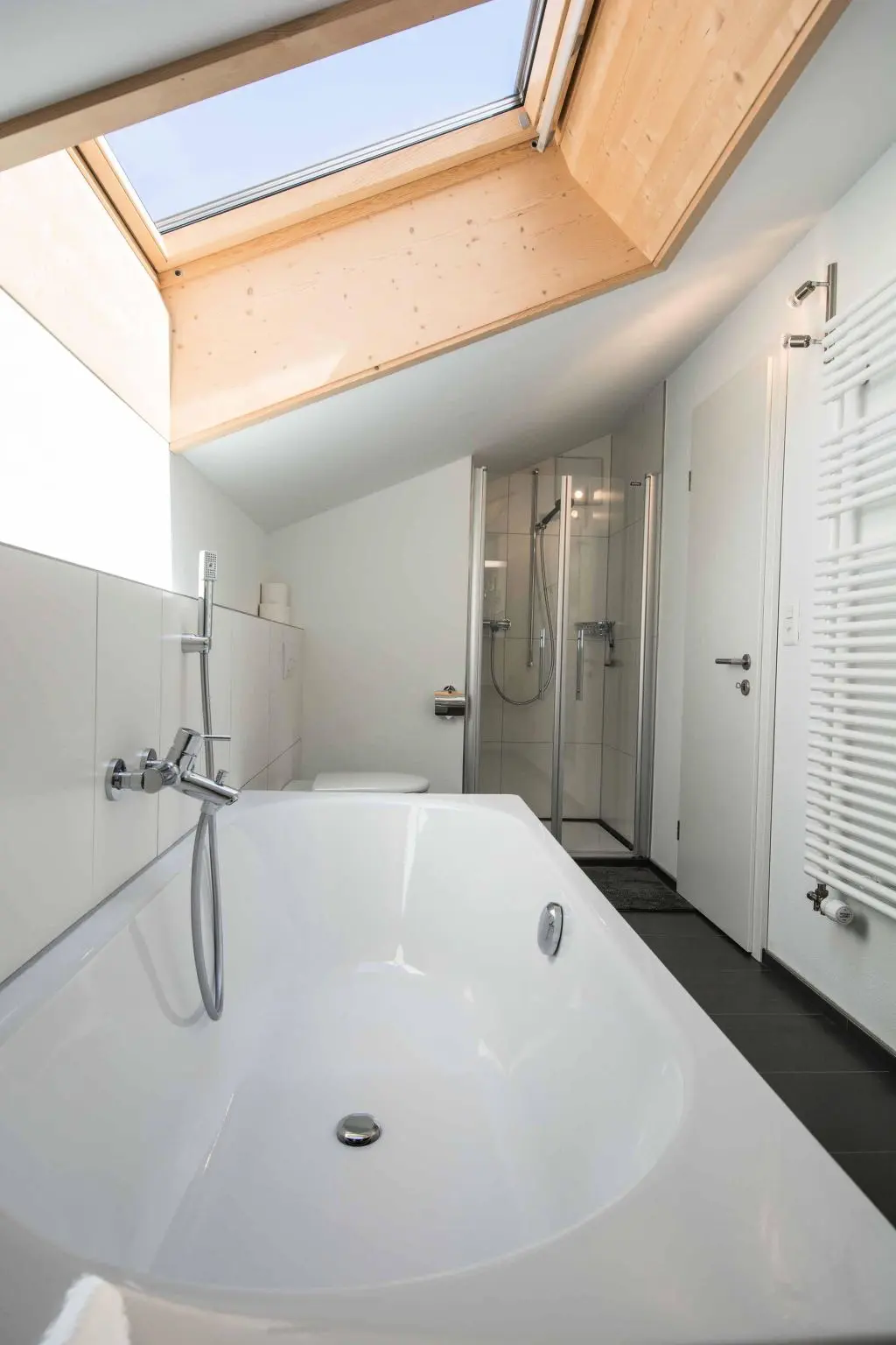 Résidence Im Zentrum OG Appartement/Fewo, Dusche und Bad, WC, 2 Schlafräume