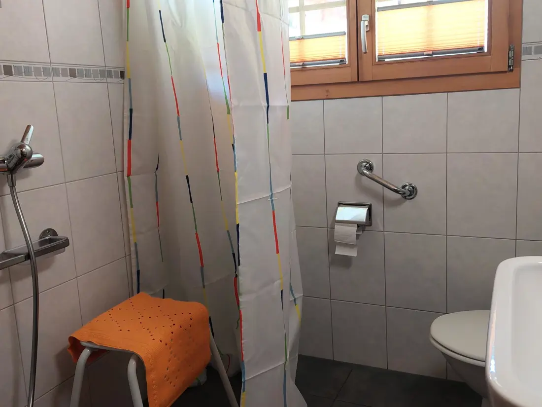 Résidence Jägerweg 13 Appartement/Fewo, Dusche, WC, 2 Schlafräume 3-Zimmer-Ferienwohnung