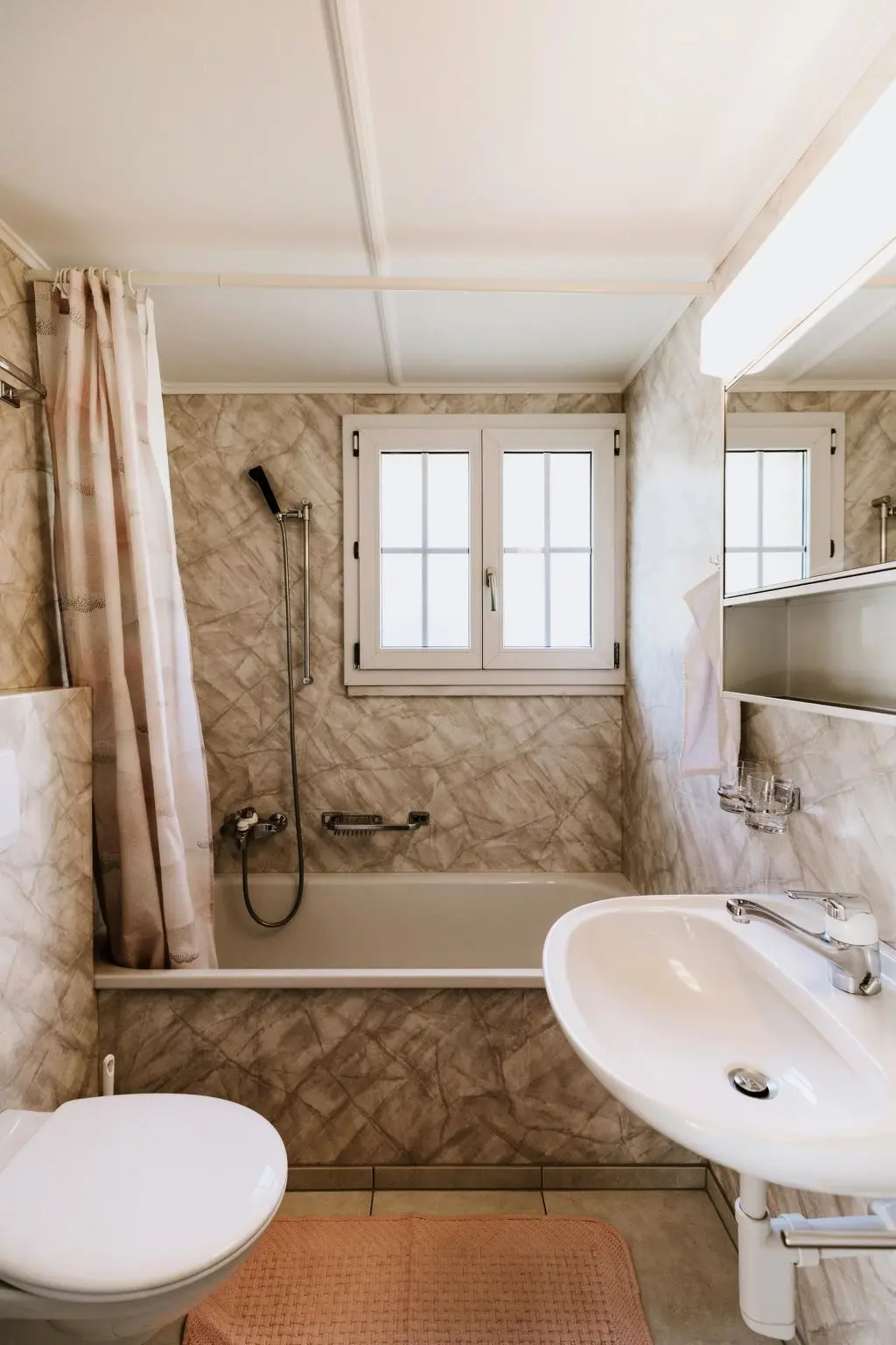 Résidence Marlis Appartement/Fewo, Bad, WC, 2 Schlafräume 3-Zimmerwohnung 1.Stock