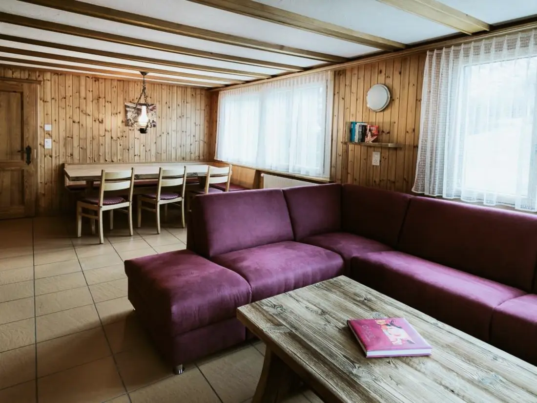 Résidence Schalmi Appartement/Fewo, Dusche, WC, 2 Schlafräume 3-Zimmerwohnung EG