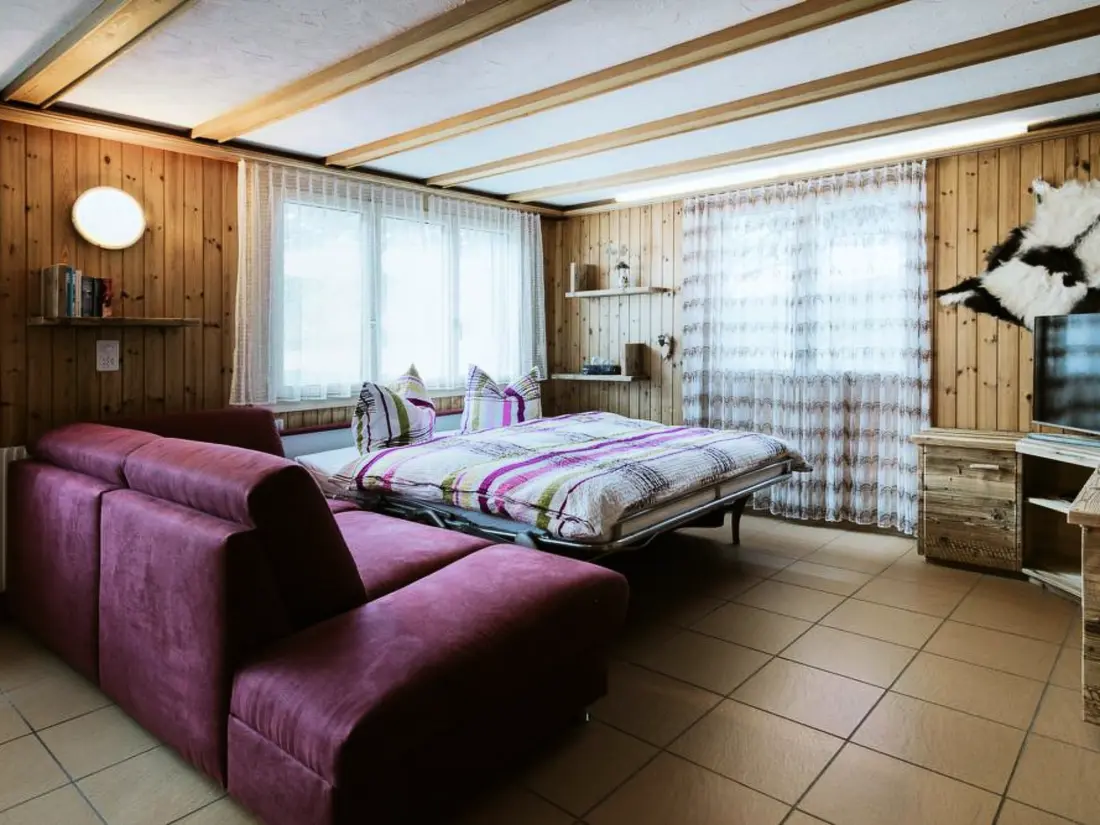 Résidence Schalmi Appartement/Fewo, Dusche, WC, 2 Schlafräume 3-Zimmerwohnung EG