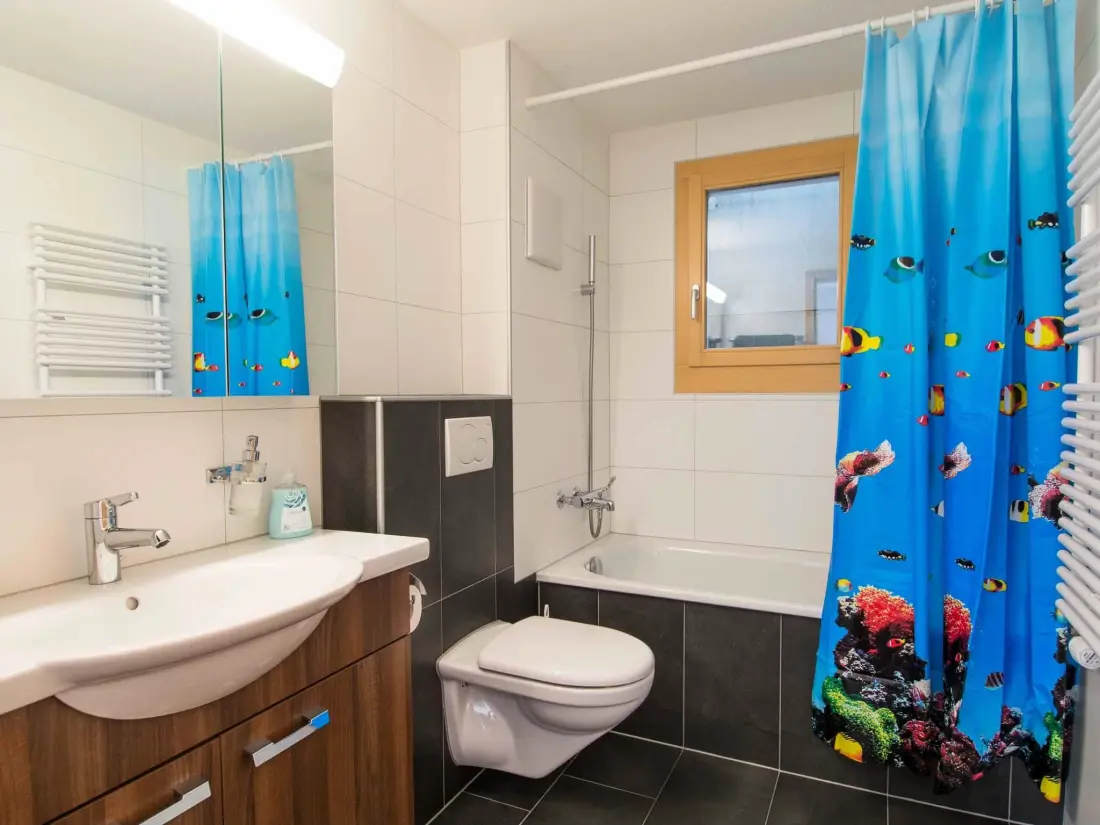 Résidence Schützenrain 1. Stock Appartement/Fewo, Bad, WC, 3 Schlafräume