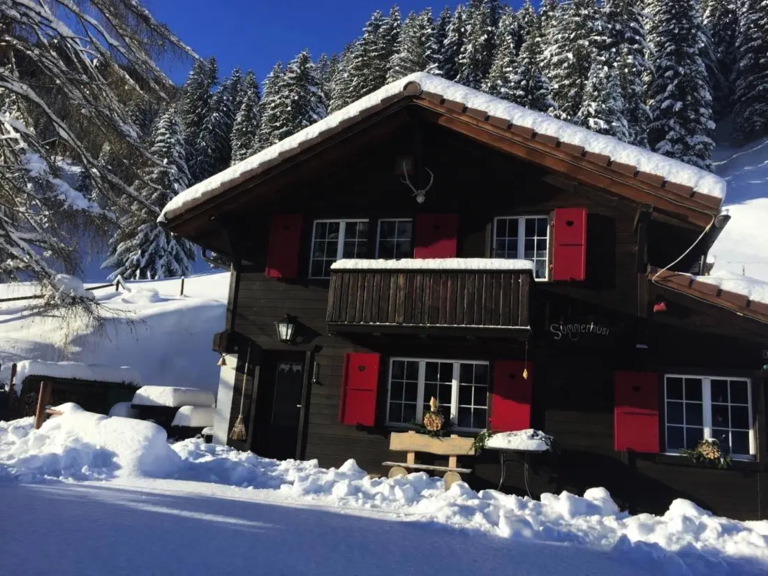 Résidence Summerhüsi Ferienhaus, Dusche, WC, 2 Schlafräume 3-Zimmer-Ferienhaus