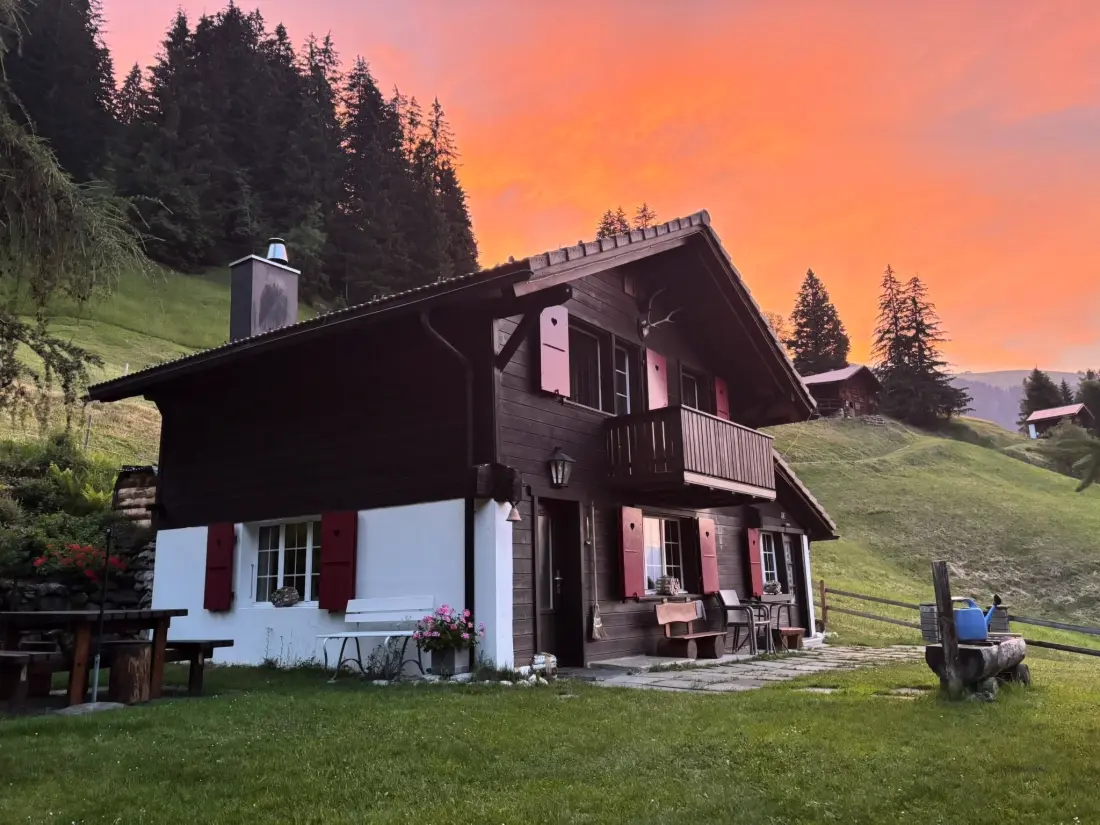 Résidence Summerhüsi Ferienhaus, Dusche, WC, 2 Schlafräume 3-Zimmer-Ferienhaus