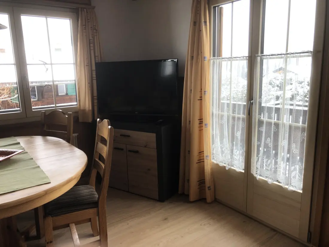 Résidence Sunnegruess Appartement/Fewo, Dusche, WC, 2 Schlafräume 3-Zimmerwohnung